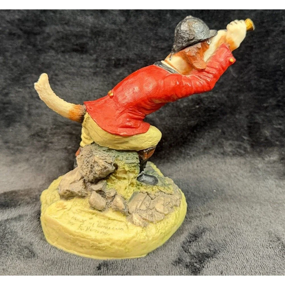 Robert Harrop The County Set Sir Hubert Talbot MFH Equine Foxhound Figurine READ